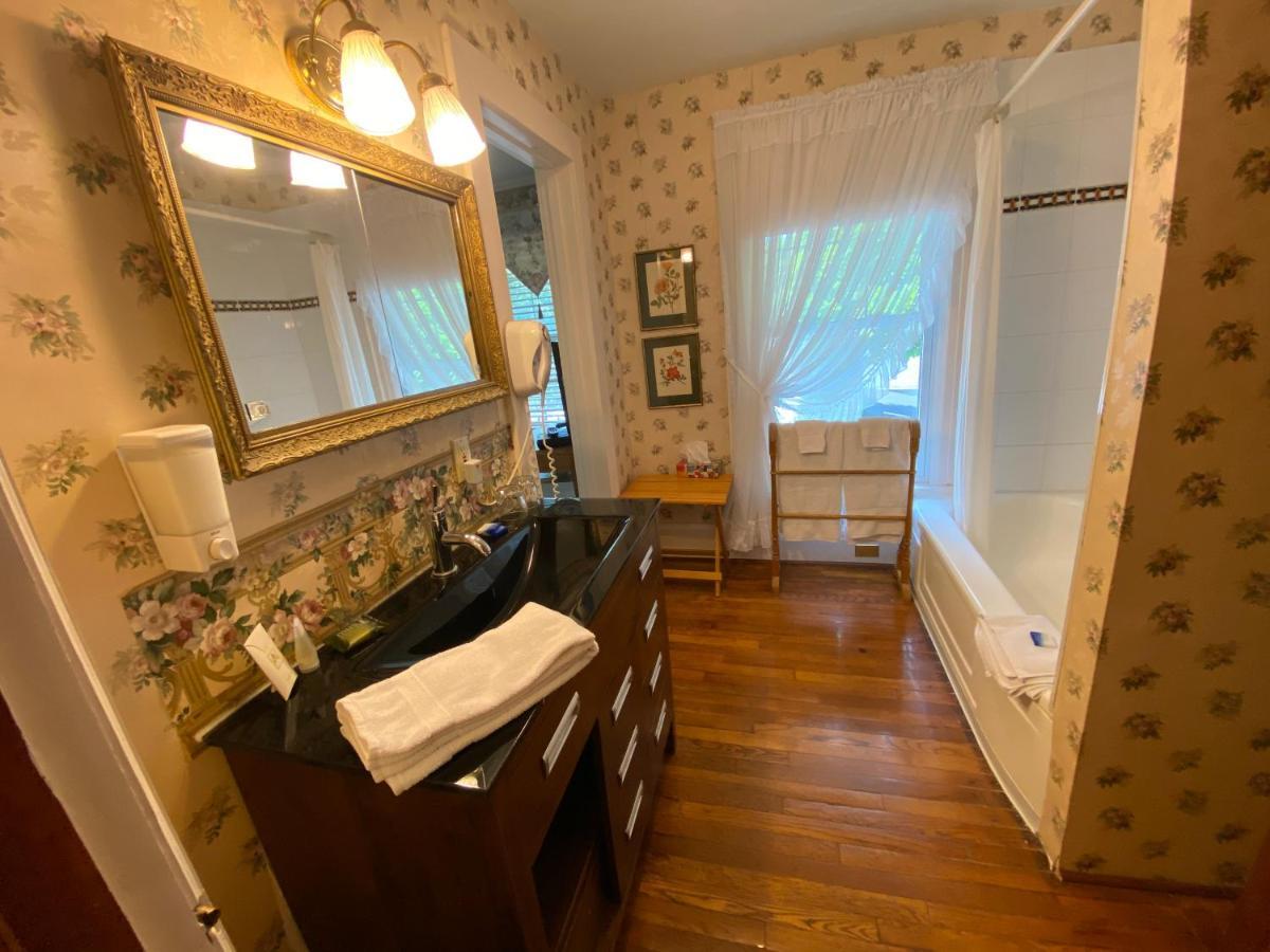 Bernard Gray Hall Bed And Breakfast Niagara-on-the-Lake Kültér fotó